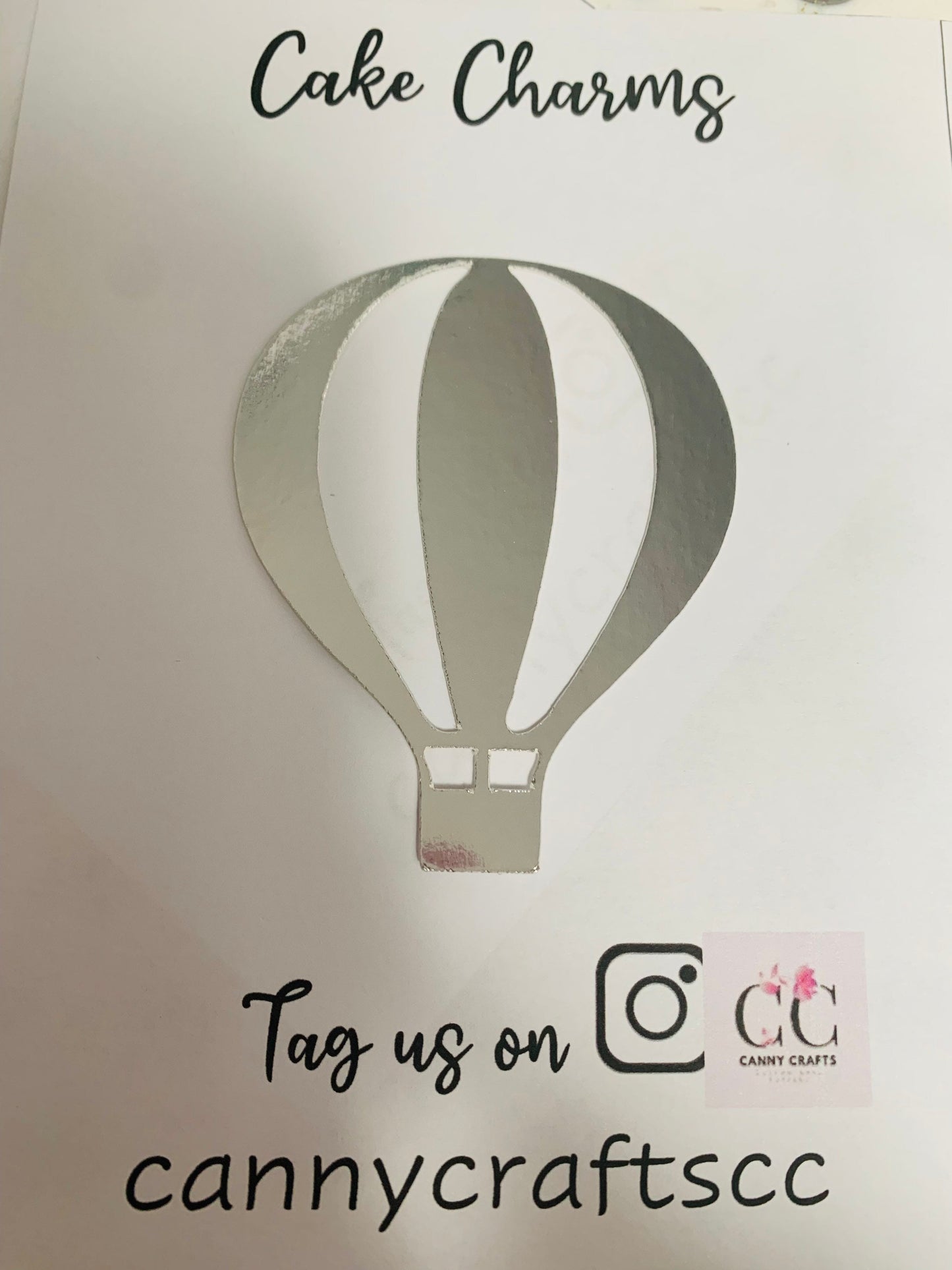 Hot air balloon cake charm x 6