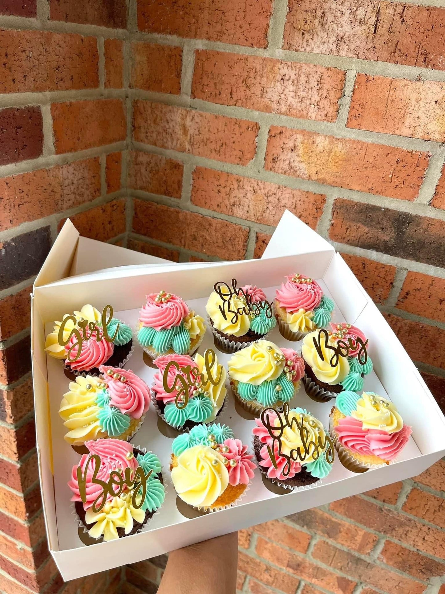 Oh baby cupcake charm